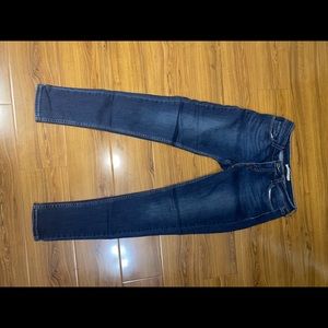 Levi’s 535 super skinny size 29